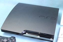 【美品中古】PlayStation 3 (120GB) チャコール・ブラック (CECH-2000A) が激安