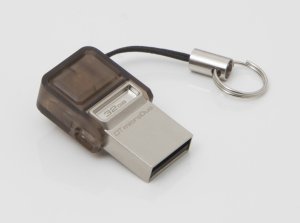 USBとmicroUSBに両対応！超小型フラッシュメモリ Kingston DataTraveler 32GBが激安特価！