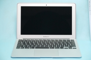 【超美品】中古 MacBook Air 1400/11.6 MD711J/B Early 2014 が激安特価 (i5/4GB/SSD128GB)【現品限り】